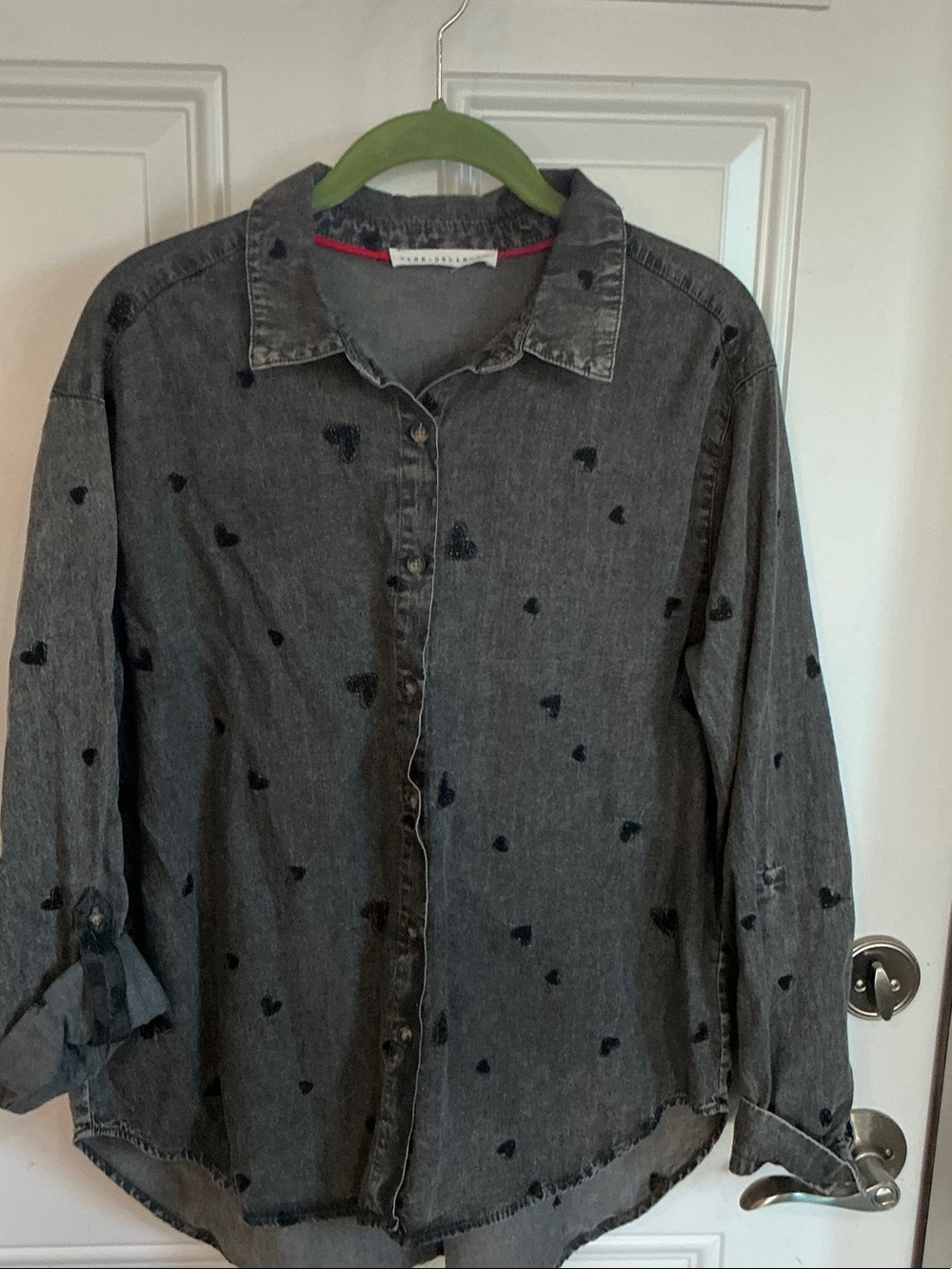 JANE + DELANCEY LIGHT CHARCOAL GRAY SHIRTS WITH TINY HEARTS That have SHINE  L